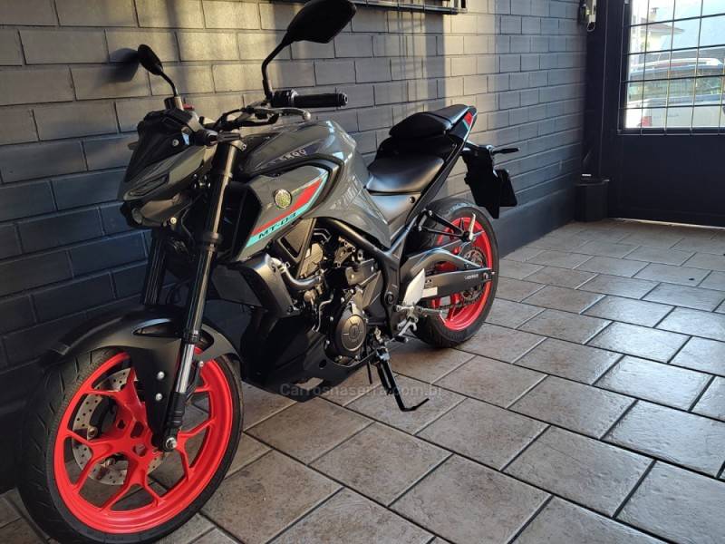 YAMAHA - MT - 2021/2022 - Cinza - R$ 28.900,00