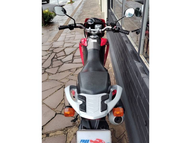 HONDA - NXR 150 - 2010/2011 - Vermelha - R$ 12.900,00