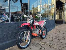 HONDA - CRF 230F - 2016/2017 - Vermelha - Sob Consulta