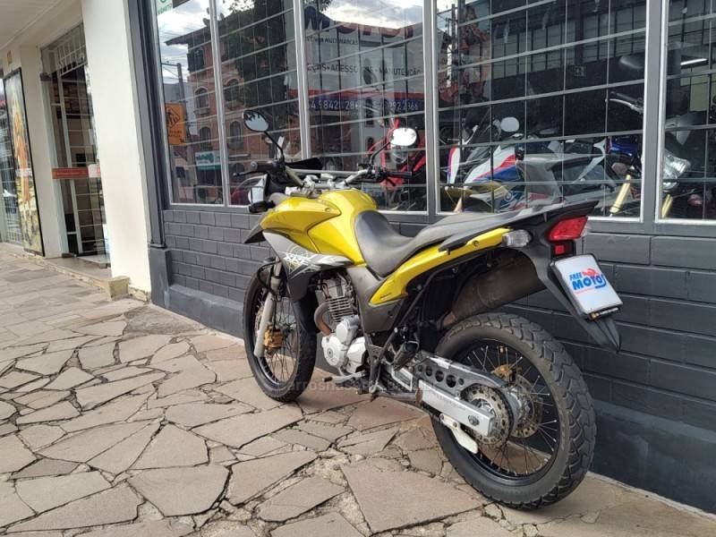 HONDA - XRE 300 - 2011/2012 - Verde - R$ 16.900,00