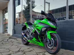 KAWASAKI - NINJA 300 - 2014/2014 - Verde - Sob Consulta
