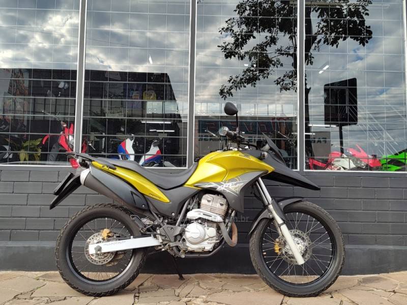 HONDA - XRE 300 - 2011/2012 - Verde - R$ 16.900,00